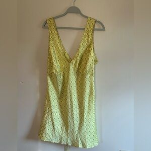 Victoria’s Secret PINK yellow floral nightgown/dress (apparently it’s both)